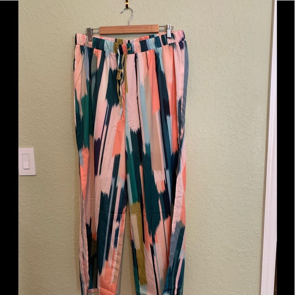 SHEIN brand new never worn split trousers